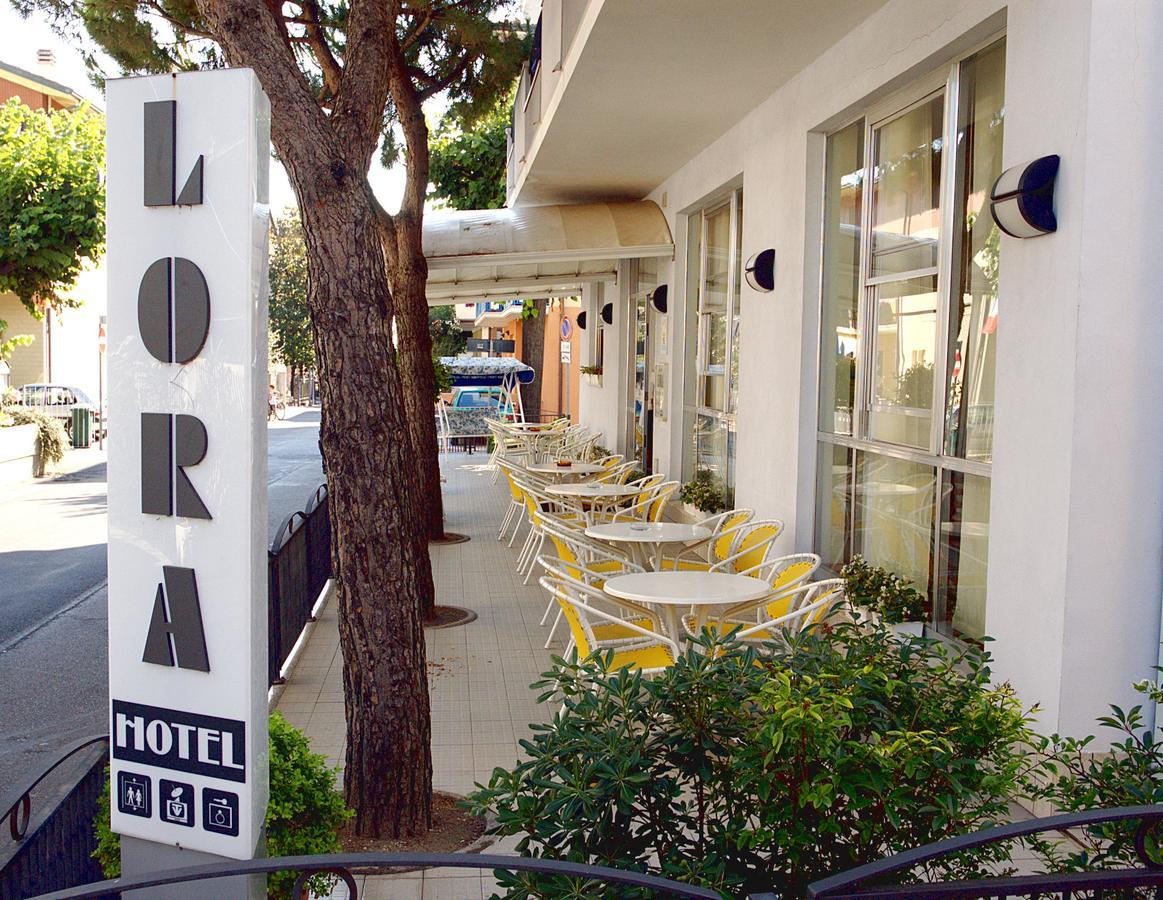 Hotel Lora ริมินี ภายนอก รูปภาพ
